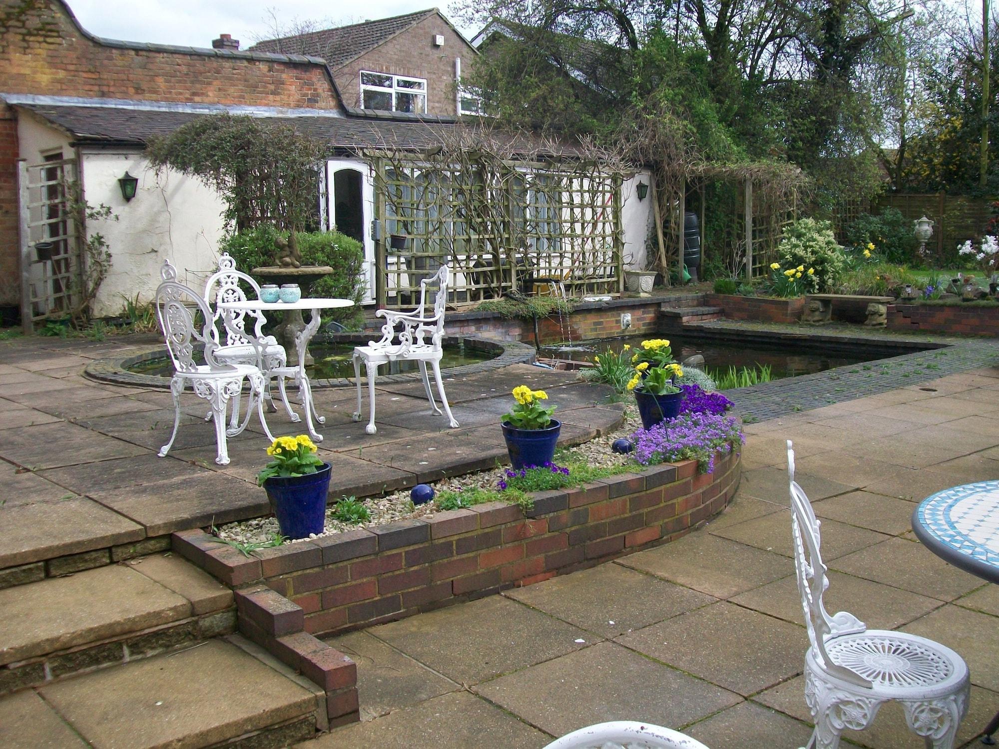 Chapel House 5*