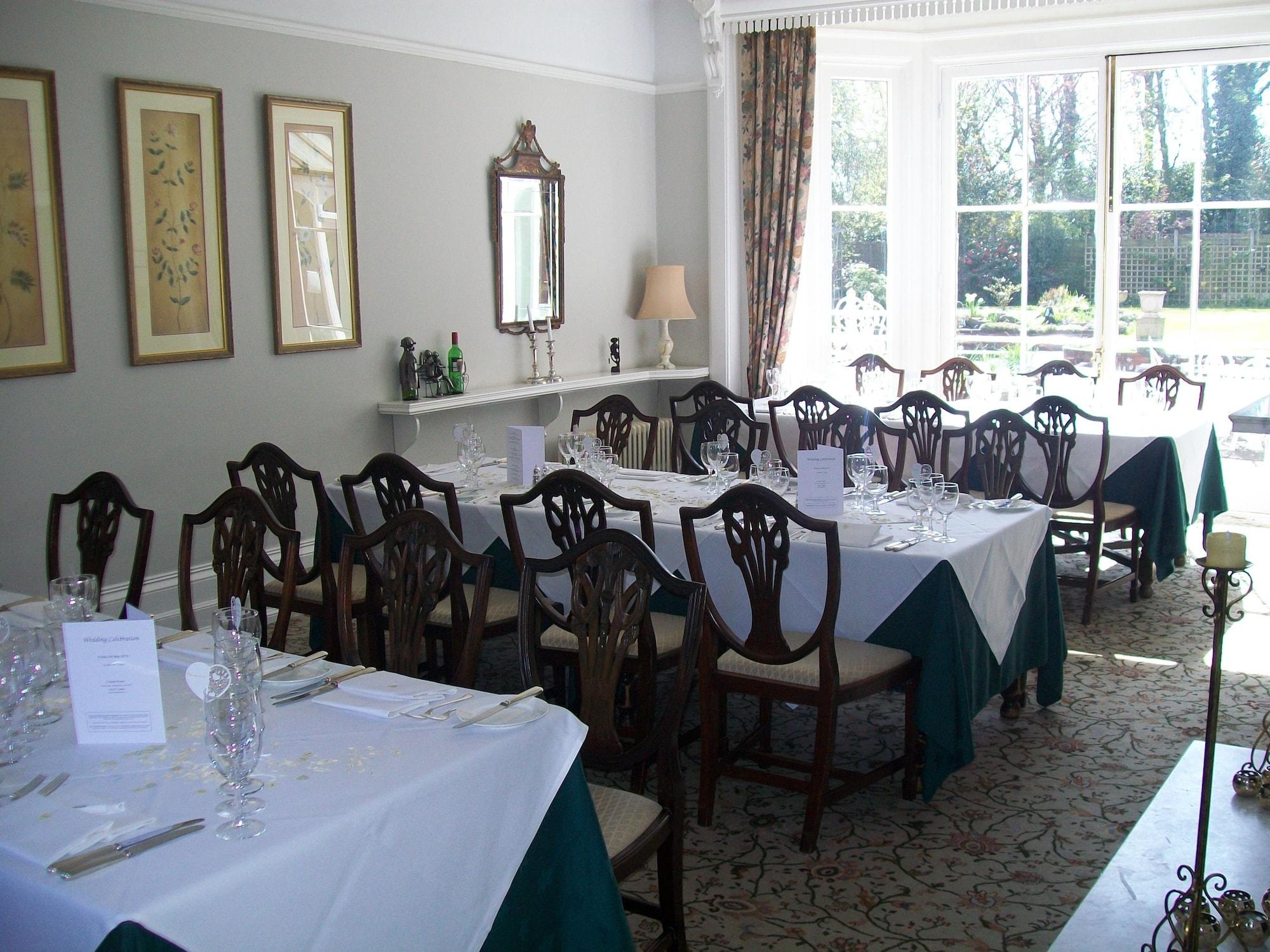 Chapel House 5* Atherstone