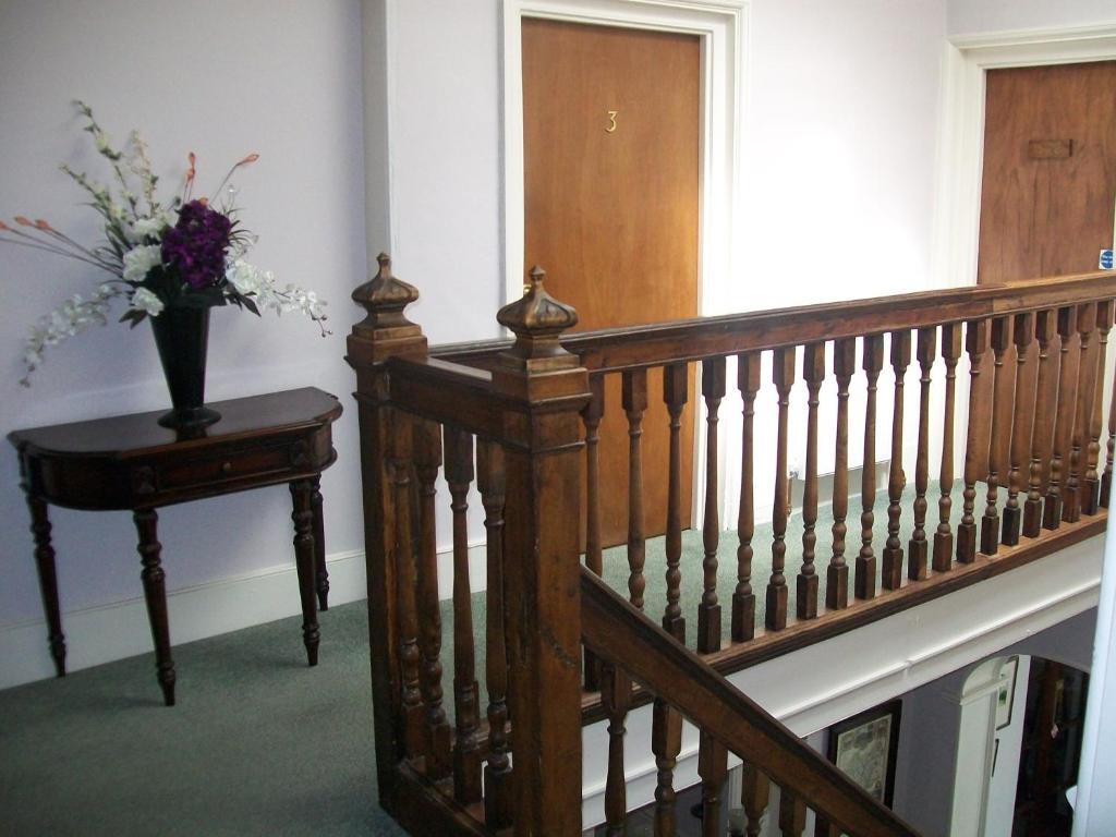 Hotel Chapel House