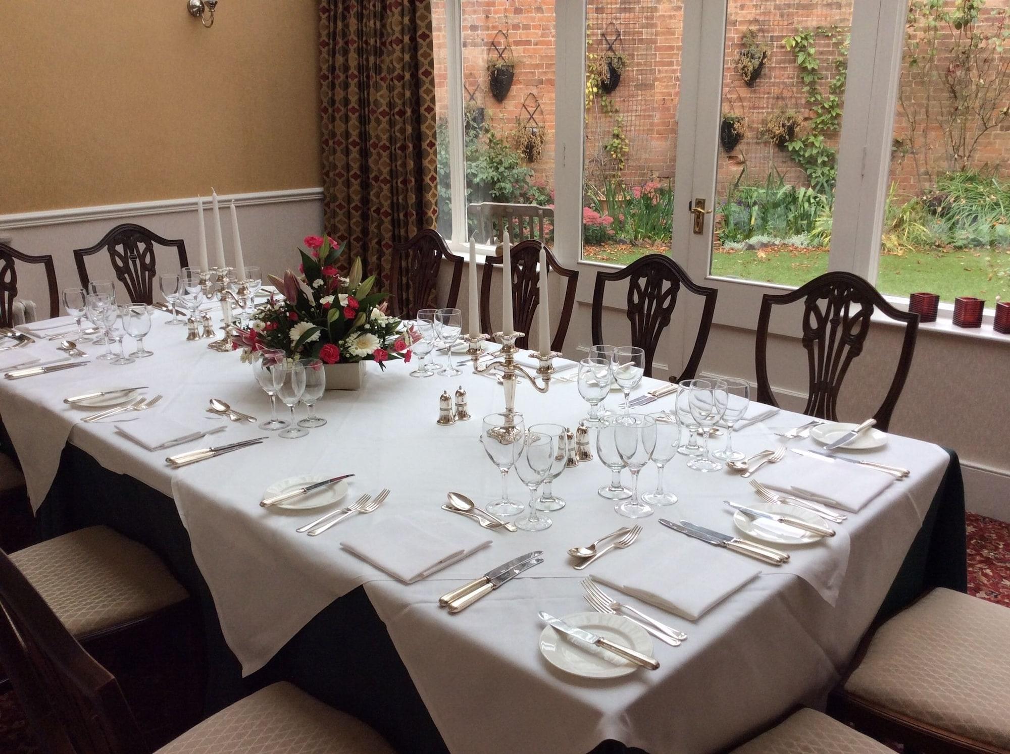 Chapel House Отель 5*